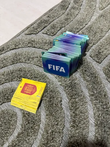 452 Figurinnhas da Copa de 2022 
