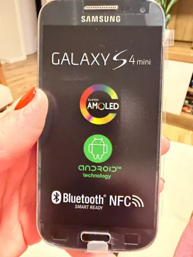 Celular Samsung Galaxy S4 Mini