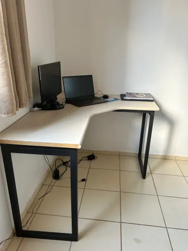 Mesa em L