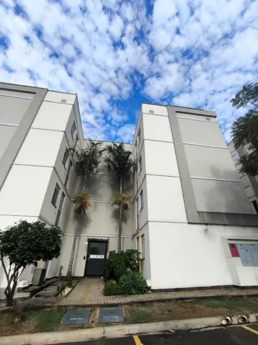 ARARAS > Apartamento Cond Angra dos Reis - localização estratégica.