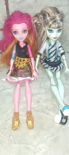 Boneca monster high