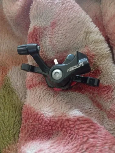 Pinça de Freio a Disco Mecânico Absolute - Alta Performance e Segurança para sua Bike