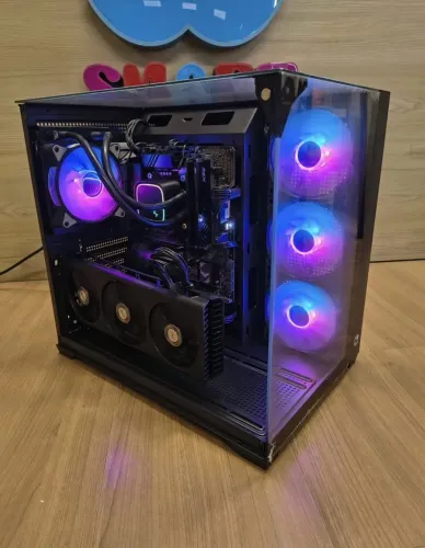 PC Gamer | Core i7 10700K + WC | RX 5700 XT | 16GB XPG | NVME 500GB | Garantia