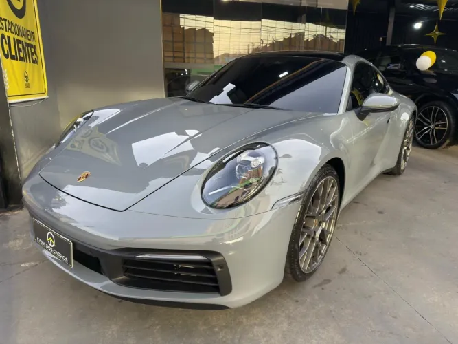 Porsche 911 Carrera Coupe 2024