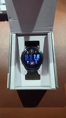 Garmin Forerunner 965 na caixa com nota fiscal