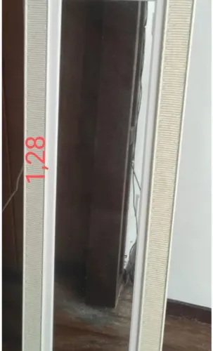 Espelho 1,28 X 0,42 c/ moldura 