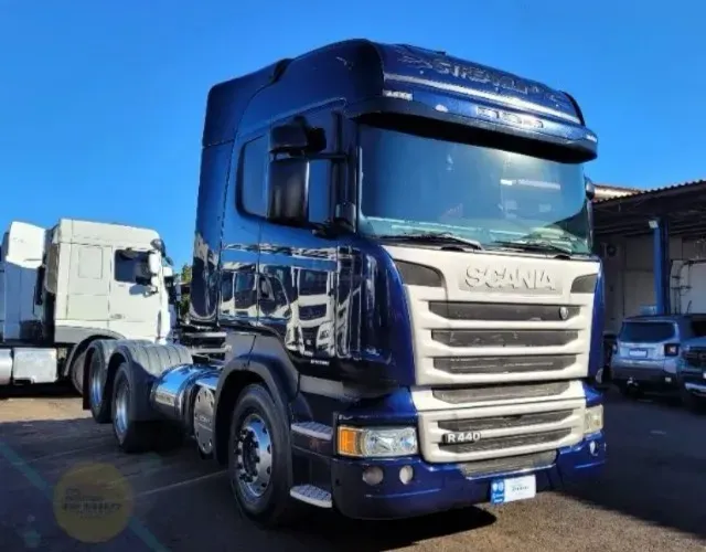 Scania a venda parcelado