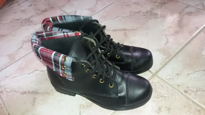 Bota coturno xadrez 