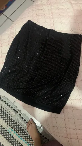 Saia de festa, preta com brilhos