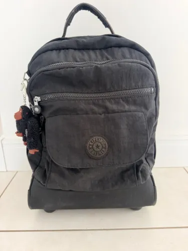 Mochila Kipling usada