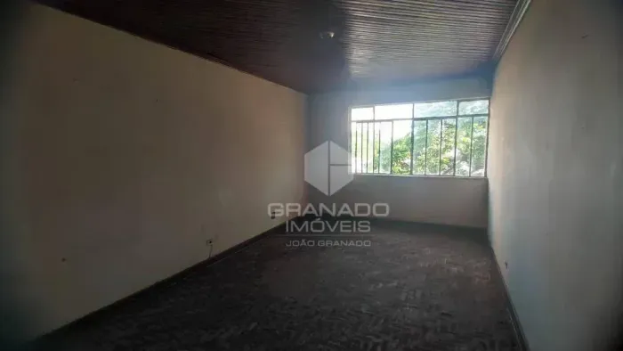 Sobreloja com 3 dormitórios para alugar, 91 m² por R$ 1.268/mês - Zona 04 - Maringá/PR
