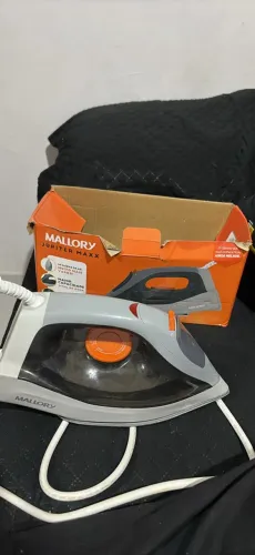 Ferro de passar roupa Mallory