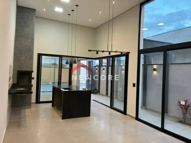 Casa em Rua Primeiro Centenário de Jambeiro - Jardim Amália - Caçapava/SP