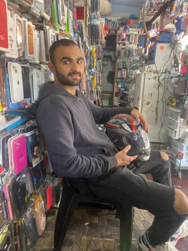 Entrega motoboy nome Elie 24 anos estou no centro Diadema