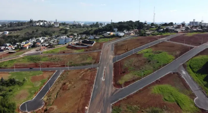 TERRENO EM LOTEAMENTO NOVO