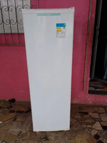 Freezer vertical Consul