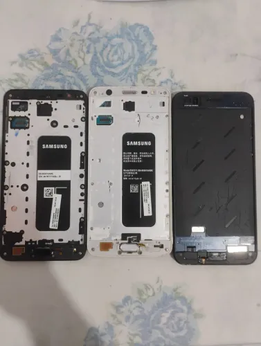 Celulares para concertar ou retirar dê peças