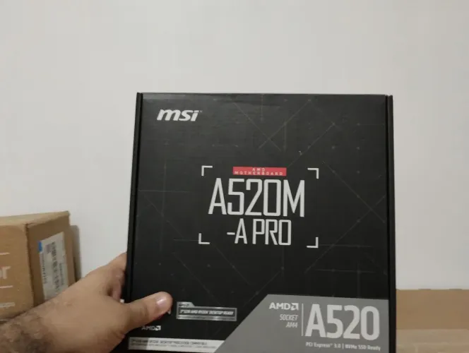 Placa mãe a520 Msi + processador Ryzen 5 5500
