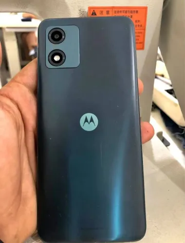 Moto E13 64GB troco por celular inferior com volta do interessado