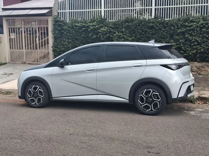 BYD Dolphin Plus (Elétrico) 2025