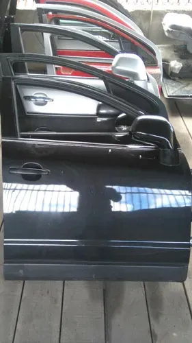 Porta Dianteira Direita Gm Captiva  Dianteira Direita