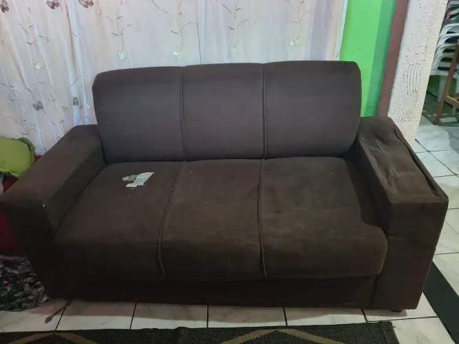 Conjunto de sofá para vender ligeiro