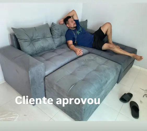 SOFÁ . Cliente aprovou 