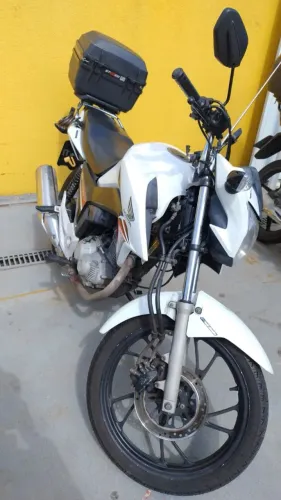Titan 160