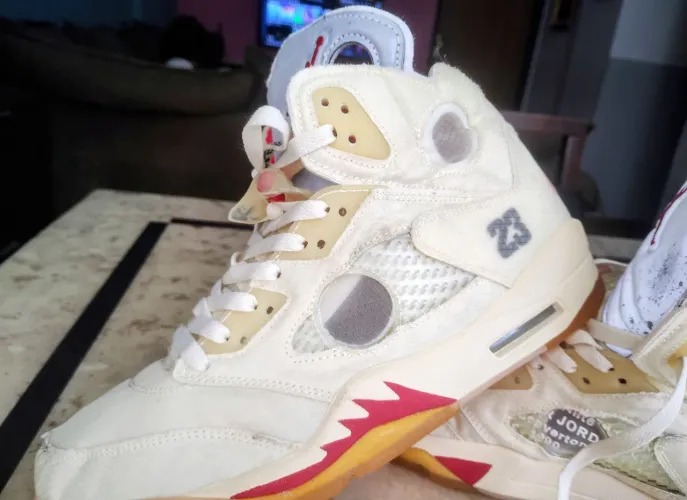 Nike Jordan 5 Off White ..raro...