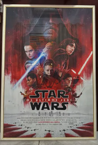 Quadro Star Wars: Os Últimos Jedi (96x67 cm) | Moldura de Madeira | Decoração Geek