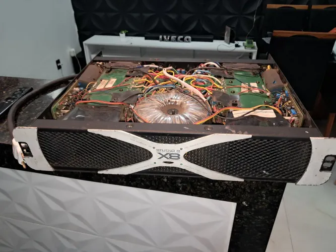 Amplificador studio r x8