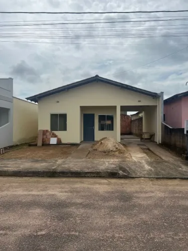 Aluga-se uma casa em Condomínio Fechado, B Novo Horizonte - Zona Sul