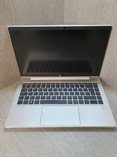 Note HP 445 G9-Ryzen 5 / 32GB RAM / 1TB Nvme / troca 4.000