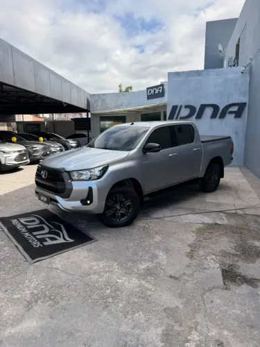 Toyota Hilux CD SR 4X4 2.8 TDI Diesel Aut. 2025