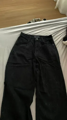 Vendo calça jeans preta tam 34 C&A