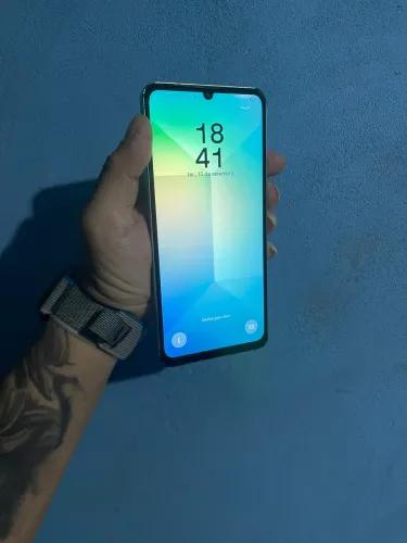 Samsung A06. 128Gb