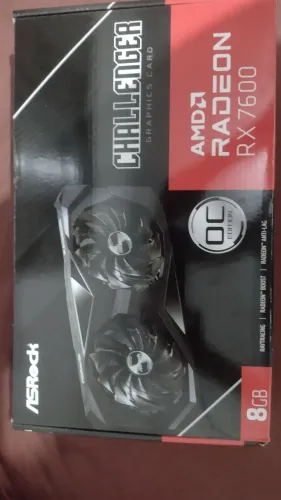 AMD Radeon RX 7600 8GB