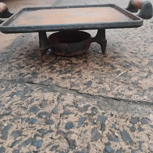 Chapa de ferro e fogareiro 