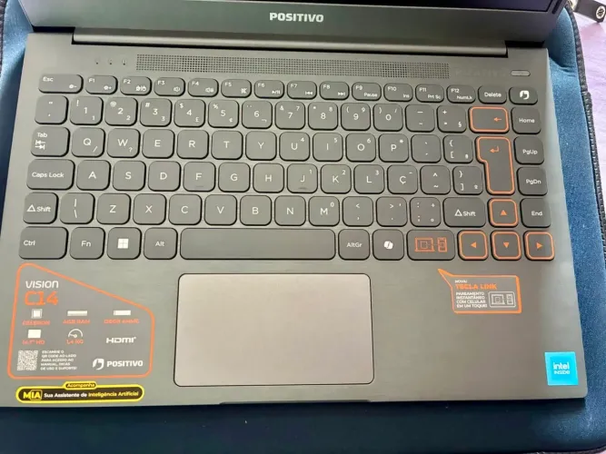 Notebook Positivo Vision C14 Celeron 4GB 128GB eMMC Windows 11