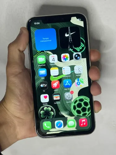 iPhone 64GB