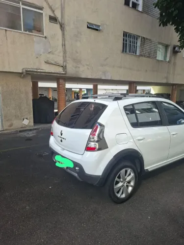 Renault Sandero Stepway Hi-power 1.6 8V 5P 2014