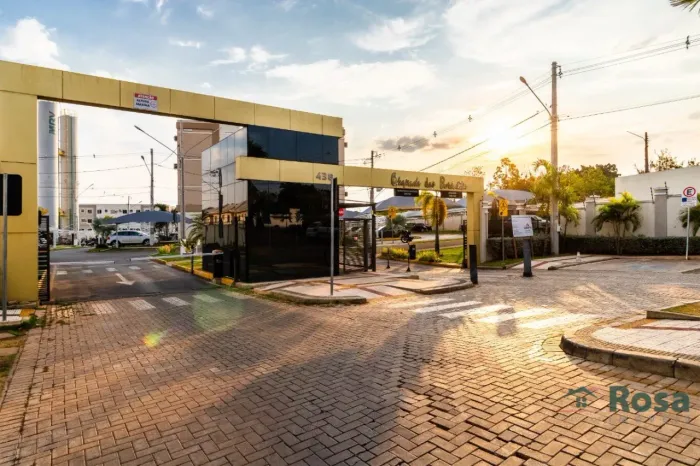Apartamento Garden para Alugar, com 2 Dormitórios próximo ao Buffet Leila Malouf, no Condo