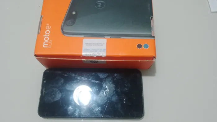 Celular motoe 6 play
