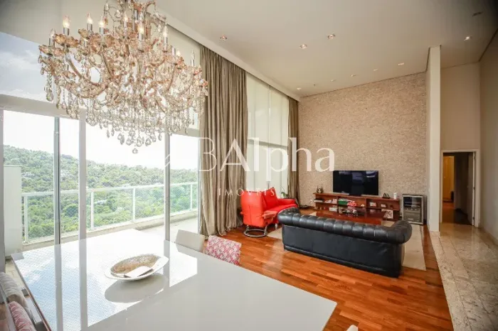 Apartamento de luxo à venda no The Penthouses Tamboré com 4 suítes e 5 vagas de garagem em