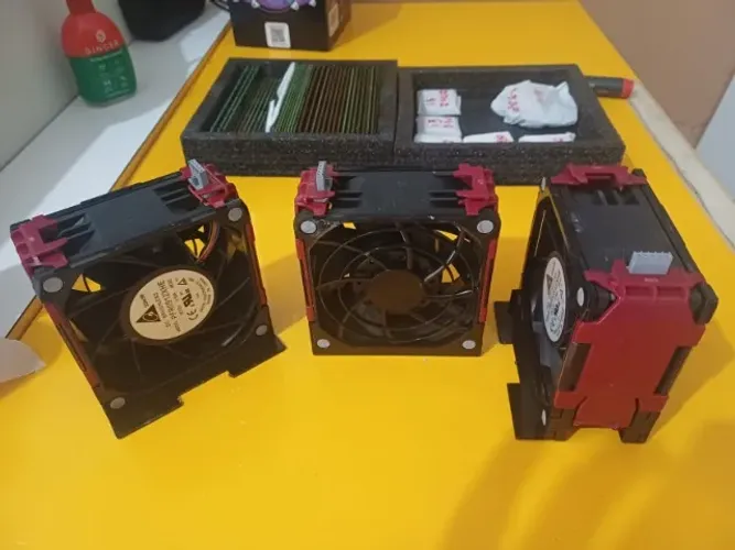 Processadores i5 , Xeon 2026 , i3 , memorias  ddr3 4GB ,2GB, DDr4 8GB cooler Servidor 
