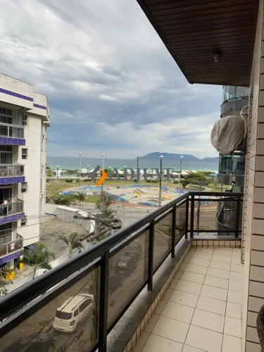 Apartamento alguns metros da praia do forte