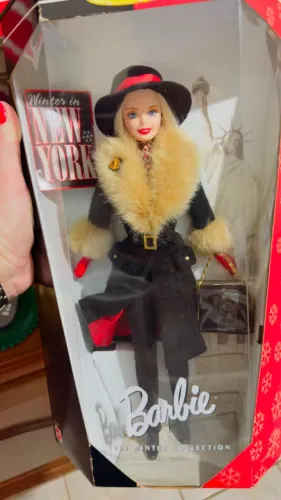 BARBIE COLLECTOR - WINTER IN NEW YORK - NRFB