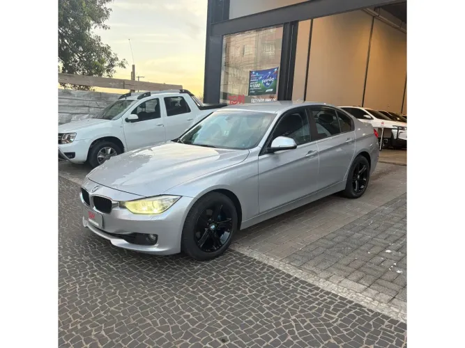 BMW 320I A GT Sport 2.0 Turbo 16V 184cv 5P 2013