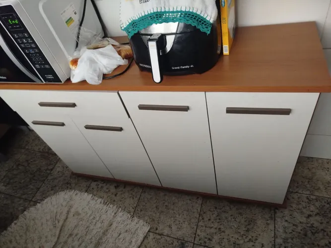Armário balcão em ótimo estado