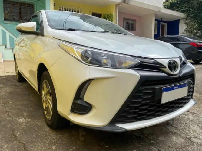 Toyota Yaris XS Sedan 1.5 Flex 16V 4P Aut. 2023